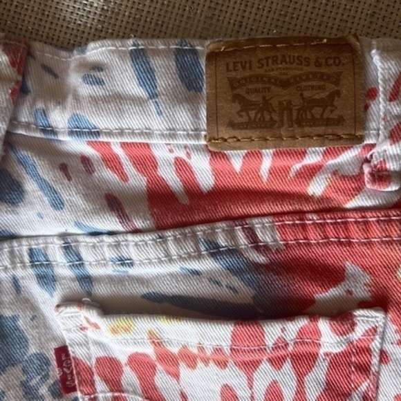 Levi’s shorty shorts size 10 regular - Picture 4 of 4